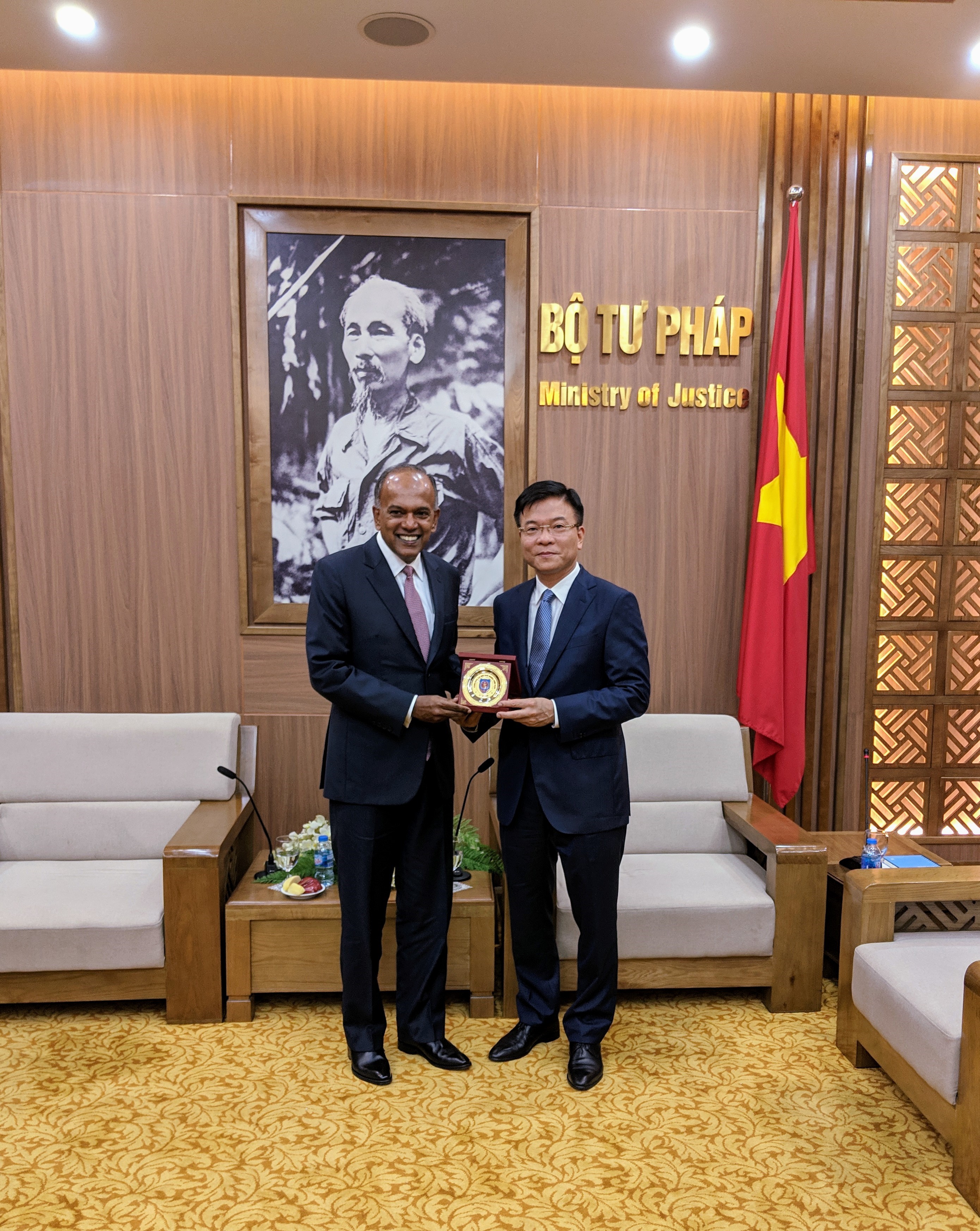 minister-s-call-on-his-excellency-le-thanh-long-minister-of-justice